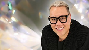 Bling - Watch Episode - ITVX