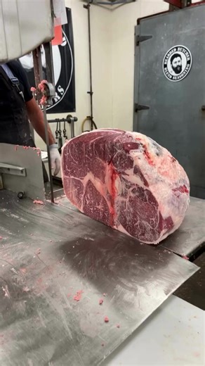 480K views · 3.1K reactions | Who's up for a beef Caveman Steak? 數 #reels #reelsfb #butcher #butchering #beef #meat #thebeardedbutchers #youtube #video #viral #beardedbutcherblendseasoning #trending #meatcutting #foryou #steak #steaks #grill #cook #smokergrill #bbq | The Bearded Butchers | Facebook