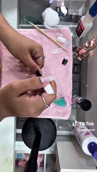Esmaltação das Unhas Postiças: Tutorial e Dicas