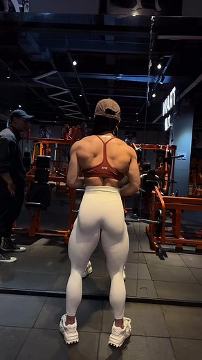 Chénxiǎoxiān98 #fypage #fypシ #femalemuscle #fyp #girlswholift