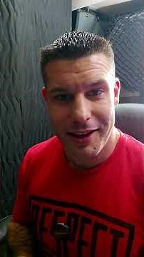 5G, QWERTY, and TWO Screens?! Unihertz Titan 2 First Look 👀