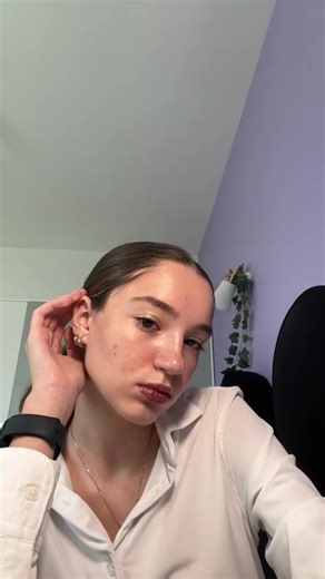 Best Makeup Recommendations for 16-Year-Olds