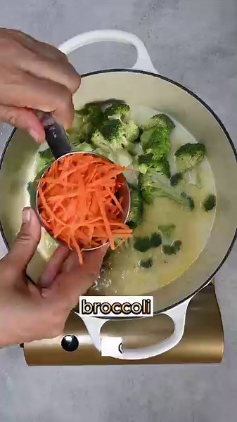 Best Broccoli Cheddar Soup