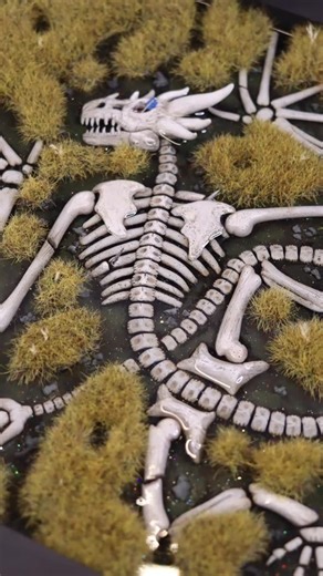 Nicole - Artist YouTuber on Instagram: "I’M BACK! And in this newest YouTube video we’re making a BOG dragon! He dead though. RIP! Shout out to @zanvonzed for once again inspiring me with their amazing videos!#arttutorial #youtubetutorial #polymerclay #dragon #bog"