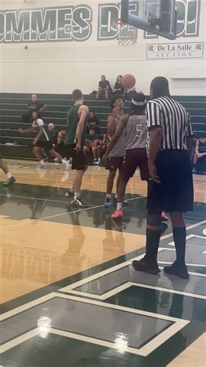 De La Salle High School on Instagram: "The Summer Classic basketball tournament kicked off at De La Salle this afternoon. Good luck to our varsity team and our JV team playing across the street at Carondelet. Let's go, Spartans! #DeLaSalle #DeLaSalleHighSchool #DLS #summerhoops #highschoolbasketball"