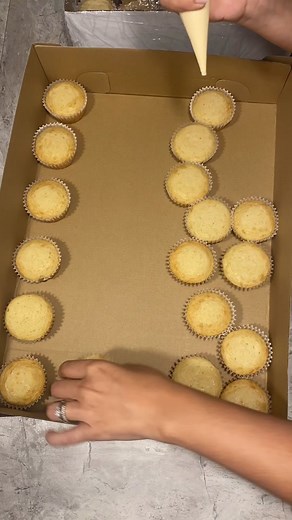 Bridal Shower Cupcakes with New Buttercream Recipe