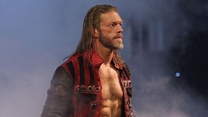 Former WWE Champion returns to RAW to confront Edge