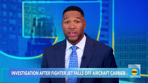 Fighter jet falls off aircraft carrier into the ocean