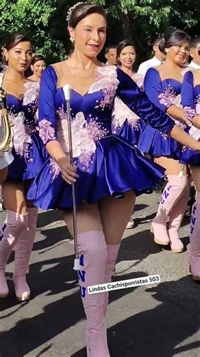 hermosa muñequita
