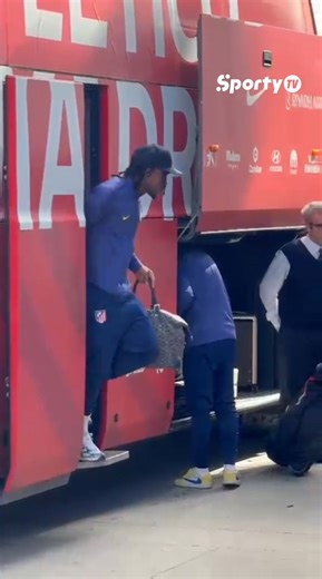 Atlético Madrid have arrived at Butarque, where they’ll face Rayo Vallecano today: Lookman, Julián and the rest of the squad are ready for this challenge 🔥 | Sporty TV