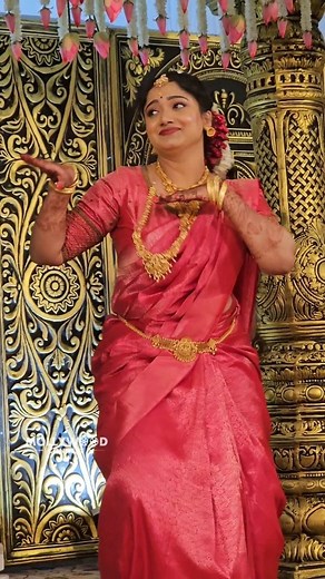 85K views · 10K reactions | വിവാഹ ശേഷം വേദിയിൽ കൂട്ടുകാരികൾക്കൊപ്പം കിടിലൻ ഡാൻസ് കളിച്ച് വീണ നായർ #veenanair #vaishnav | Mollywood Connect | Facebook