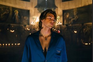 Ruel - "Kiss Me" Cover (Official Visualizer)