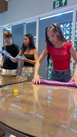 Who made the best slime? Luna or Maysa?