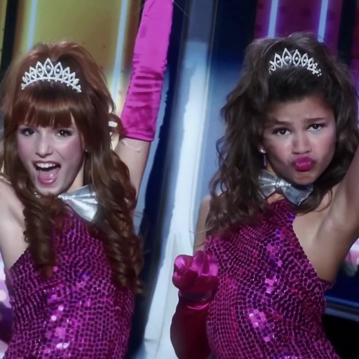 god i loved this show #shakeitup #zendaya #disneychannel #bellathorne #viral #edit #fyp #trending #nostalgia