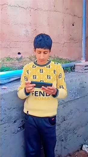 Bhai papa Tera sabji ka thela lagva denge||