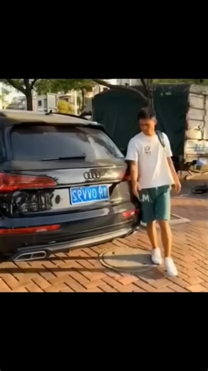 Mini heart attack - Pro level tips keep your car perfect. #ClassicCarRestoration #AbandonedCarRestoration #Restorevive