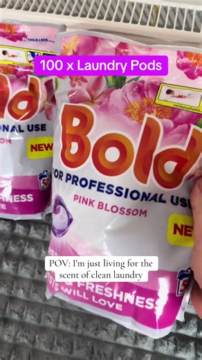 100 washes of the pink blossom scent laundry pods, your clothes come out smelling so fresh and clean every time #clean #washing #TikTokMadeMeBuyIt #laundry #laundrypods