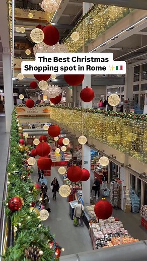 The Best Christmas Food Marketplace in Rome 🇮🇹🛍️✨: 📍Eataly - @eatalyroma Eataly is Italy’s most famous food marketplace, a huge space that brings together high-quality ingredients, regional specialties and artisan products under one roof. From fresh pasta to rare cheeses and panettoni, everything is carefully sourced from top Italian producers. Shopping for Christmas here is a must because you find the best festive foods, gift boxes, wines and desserts in one place. It’s the easiest way to b