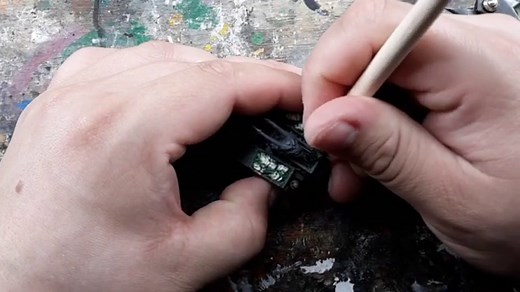 Converting a Warhammer 40K Space Marine Dreadnought Into A Chaos Helbrute