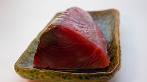 Cómo limpiar y filetear el bonito