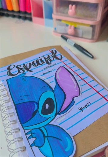 Cómo hacer una portada de Stitch fácil y bonita