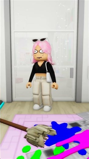 i didn't wanna clean but then mom did this...😳😭#robloxshorts #roblox