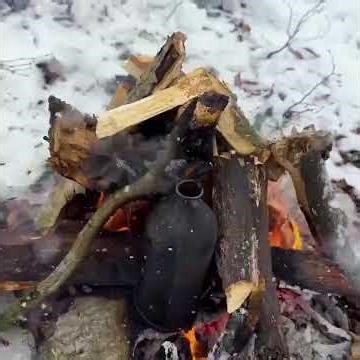 Winter Bushcraft Camp in the Snow ❄️⛺🔥 | Open Shelter & Fire #Shorts