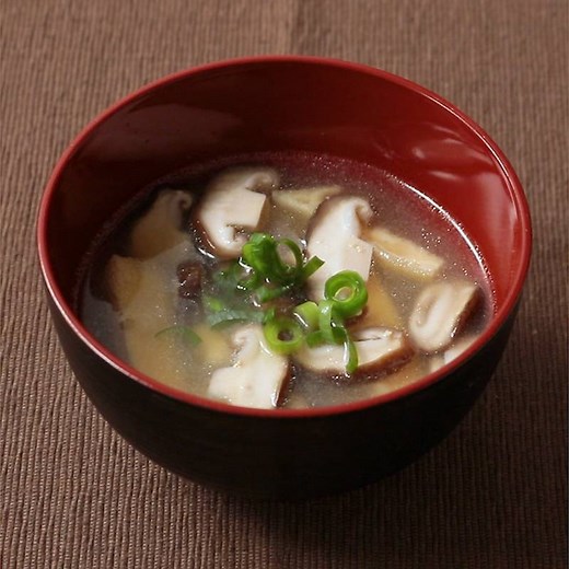 しいたけと油揚げのお味噌汁 作り方・レシピ | クラシル