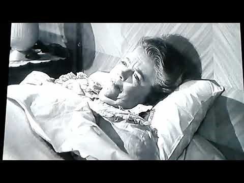 Briscoe darling serenading Aunt Bee