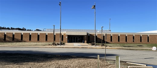 AC issues at Amelia High School due to mechanical failure as school begins