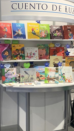 11 reactions | Good vibrations  at ALA24, American Library Association Conference and Exhibition in San Diego. #cuentodeluz #cuentodeluzeditorial #cuentodeluzpublishing #ala24 #signing #picturebooks #childrensbooks #librosinfantiles #booksforkids #sandiego | Cuento de Luz (Esp) | Facebook