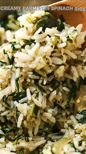 Spinach sautéed with garlic, herbs, and onion. Stir in rice and broth, simmer 20 min. Finish with lemon, butter, and Parmesan. Creamy, herby, and bright—this rice is cozy comfort with a zesty twist. Ingredients ➤ 3 tbsp olive oil ➤ 1 medium onion, diced ➤ 4 garlic cloves, minced ➤ ¼ cup dill, chopped ➤ ¼ cup chives, chopped FULLL Recipe in First Cօʍʍеոτ 👇👇👇 | Nessy Recipes
