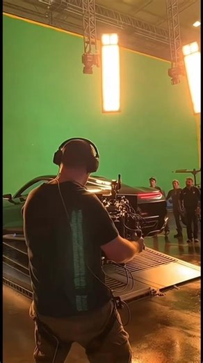 Behind the Scenes: Technology Behind Massive Maquette Sets