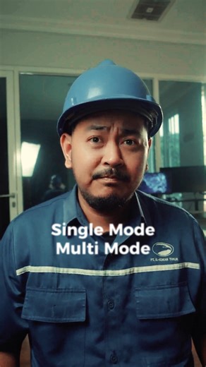 3 comments | Single-mode vs Multi-mode Fiber — bedanya apa sih? Banyak yang asal colok kabel, ujung-ujungnya sinyal ngadat, pelanggan marah. Padahal inti Single-mode cuma 8-10 mikron — kecil banget, tapi efeknya bisa besar kalau salah pasang. Yuk belajar bareng biar gak salah mode lagi!  Follow @elkokar buat konten lucu tapi tetap teknikal setiap minggu! #FiberOptic #TeknisiLapangan #NetworkLife #wifi #TeknisiIndonesia #FiberOpticIndonesia | Bimantara Kurniawan | Facebook