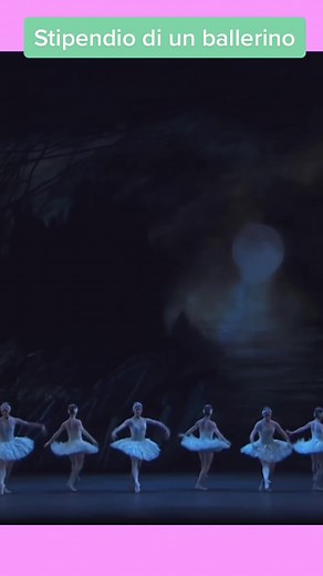 Qual è lo stipendio medio di un ballerino 💕 Vi siete mai chiesti quanto vengono pagati i ballerini? Se la risposta è sì, allora questo piccolo estratto fa per voi ✨ Il video completo lo trovate sul canale 💕 #ballerino #stipendio
