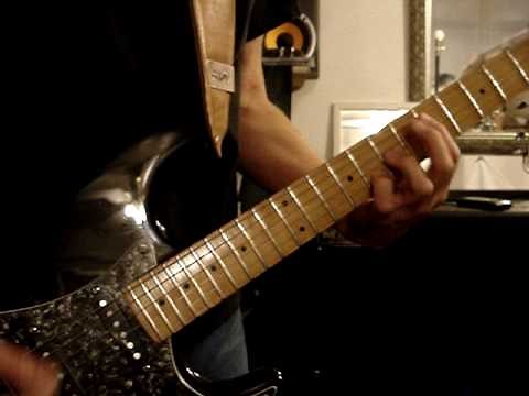 How to play Misty Mountain Hop by Led Zeppelin on Guitar with the lead