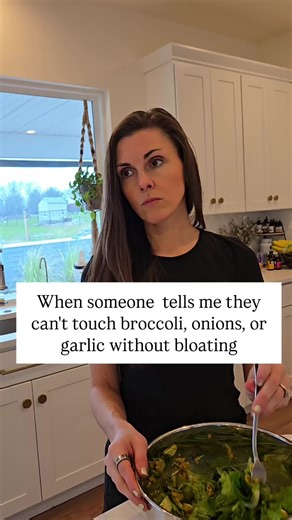 When someone tells me they can’t eat broccoli, onions, or garlic without bloating or painful gas… 🚨 That’s a big clue. Those foods aren’t “bad.” They’re harder to digest. Broccoli, onions, and garlic have special carbs called FODMAPs. FODMAPs feed gut bacteria. If bacteria are living in the wrong place (like the small intestine), they eat these carbs and make gas. 👉 Gas = bloating 👉 Gas = pressure 👉 Gas = pain That’s often why people are told they have SIBO. But here’s the part most people m