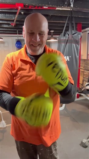 JOE 64 BOXING WORKOUTS WORLDWIDE TRAINING The Heavy bag