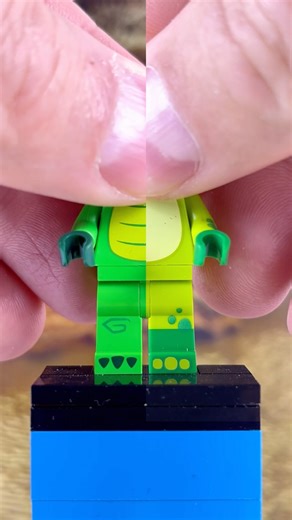 🐊 Croc & Frog: Series 28 CMF Costume Party! 🐸