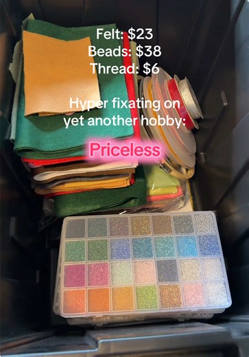 Create Adorable Felt Ornaments for Handmade Gifts