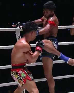 SHOCKING comeback KO 😱 When Suriyanlek flipped the script against Tomyamkoong!