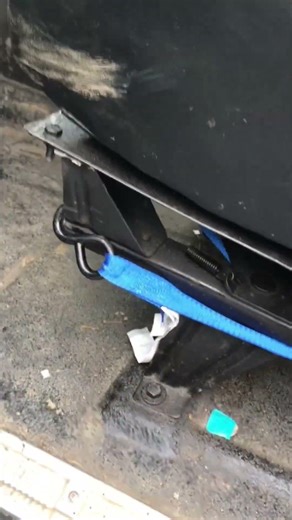 how to fix broken seat