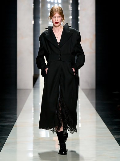 Embrace Your Identity: Highlights from DGFW26 Women’s Fashion Show