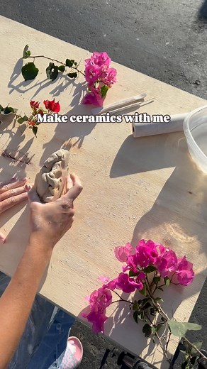 There are so many fun and easy things to make in ceramics!! Join me for a class this fall!! #clay #clayclass #ceramics #ceramicstudio #ceramicsofinstagram #ceramicsclass #pottery #potterystudio #potteryclass #diy #craft #eventbrite #losangeles |