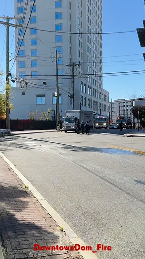 New Rochelle fire department leaving from a chemical burn call @2_wheel_killa @ffryan328 @neilbrown368 @firefightermoxey214 @philthenerd @rj_richards_2212 @mp__914 @louieb5 | Downtowndomfire