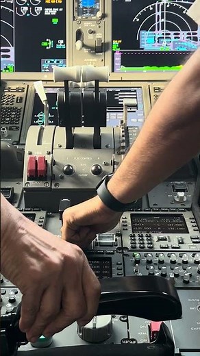 Inside the Boeing 787 Cockpit – Overhead Panel Controls Explained