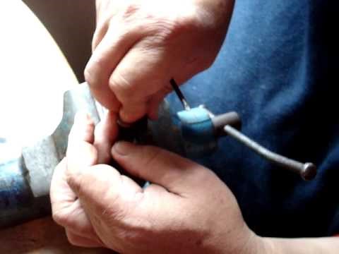 Lee Enfield No4 Rifle Extractor Spring Install