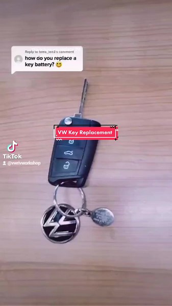 So how do you do a key battery replacement on a VW Key.. #SAMA28 #motorsales #hatfield #tsi #vw #key #replacement