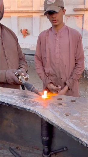 Rivet Installation Tutorial For Truck #shortsfeed #rivets #revit #tutorial #skills