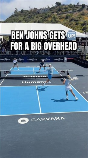 It’s hard to see just how fast these overheads are coming back and ‪@BenJohns_pb‬ makes it look easy